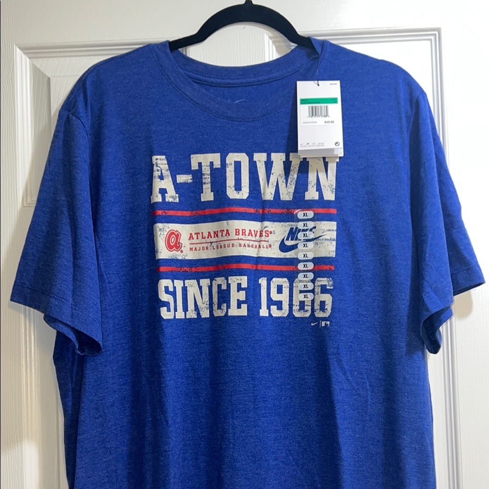 Nike Atlanta Braves Blue Short Sleeve Tee New with Tags